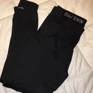 Nike pro black leggings